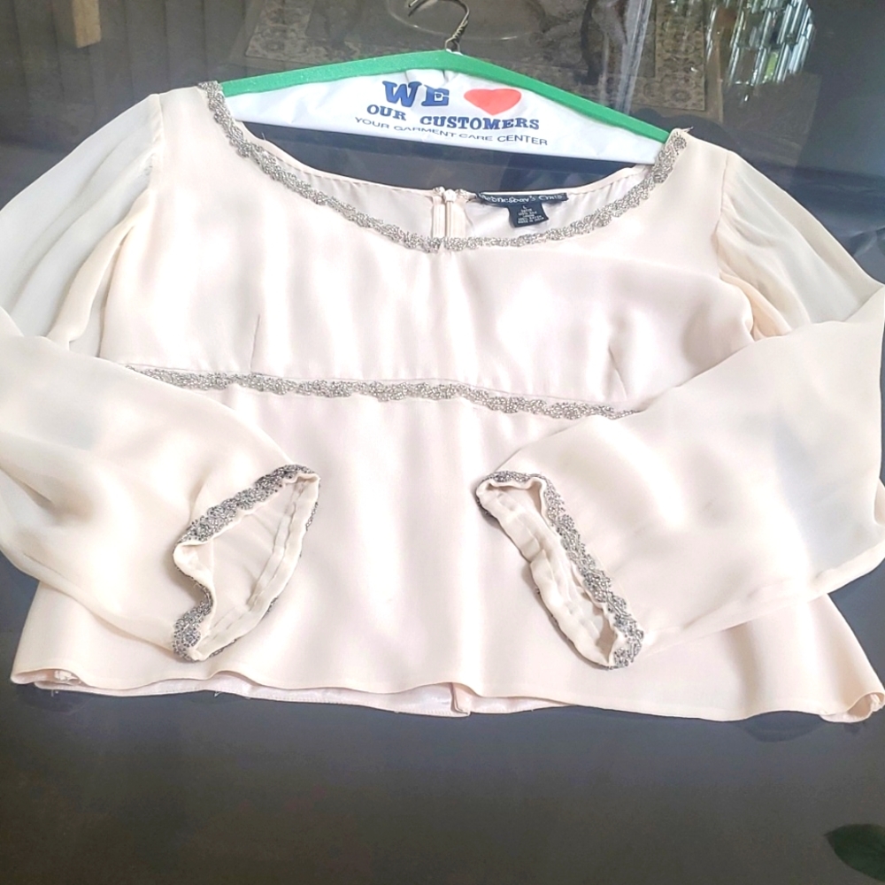 Vintage cream w/silver beading 100% silk long slv. blouse Medium